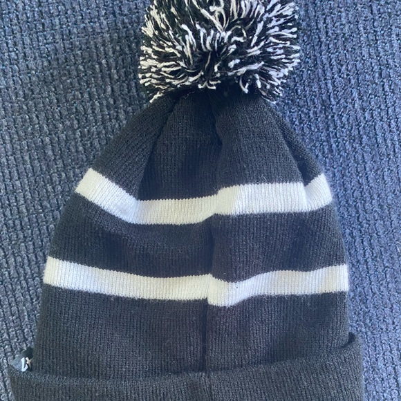 Baltimore Ravens Beanie - Picture 3 of 3